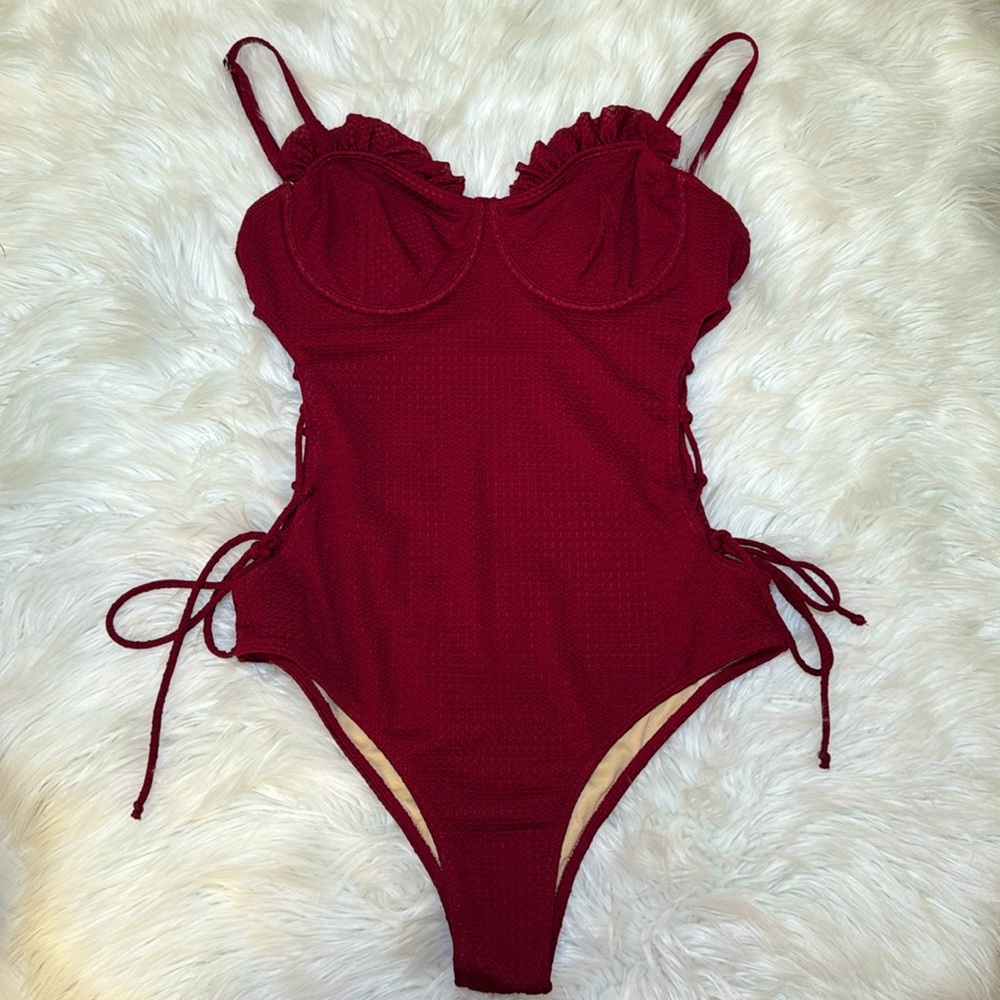 SHEIN- Burgundy Full Trim Underwire Red One Piece Swimsuit